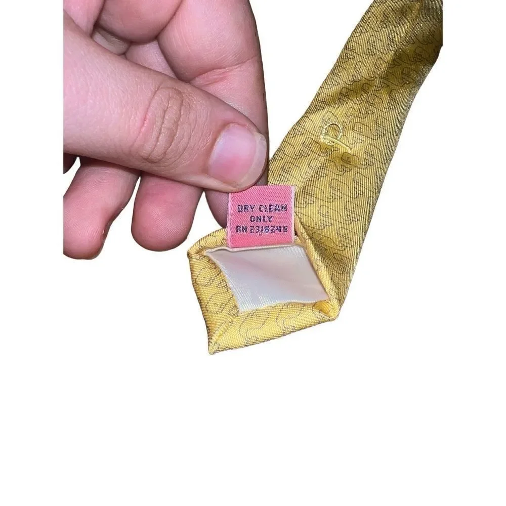 Vineyard Vines Golden Whale Logo Print Handmade in USA Necktie